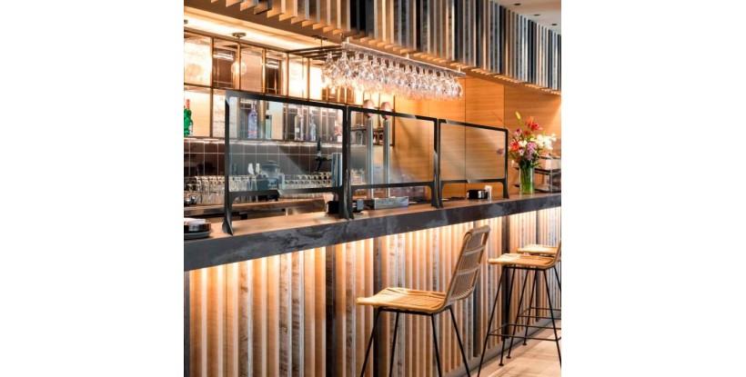 Mampara para barra de bar