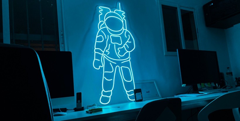 Neón Astronauta