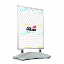 Soporte publicitario / Caballete con base
