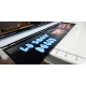 Rótulo de perfiles de aluminio con luminaria superior