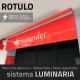 Rótulo de perfiles de aluminio con luminaria superior
