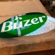 Rótulo personalizado con forma de logotipo