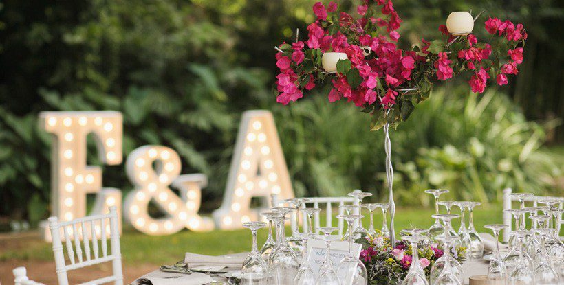 Letras con luz para bodas