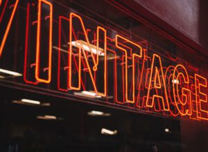 Rotulo luminoso vintage neon